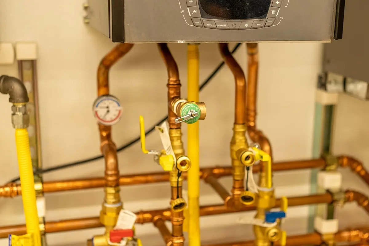 Licensed technician providing Pipe Repair for a homeowner in Lathrop